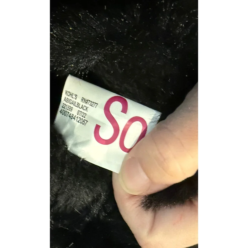 SO Womens 7.5 Abigail‎ Winter Boots Black Faux Suede Fur Trim Button Detail